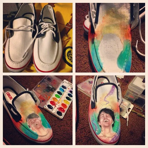 "Painting new shoes", a piece by Anguiano Art from the Instagram archive
